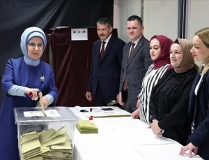 Emine Erdoğan’dan seçim paylaşımı