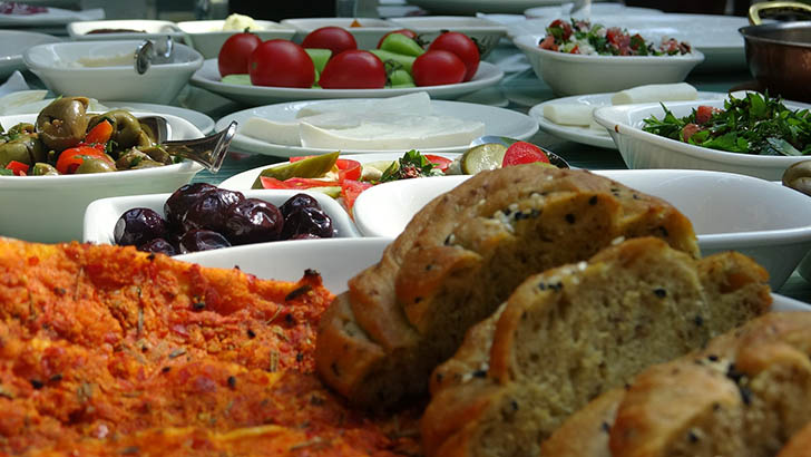 Paris’teki OECD merkezinde Türk mutfağı ve Hatay lezzetleri tanıtıldı