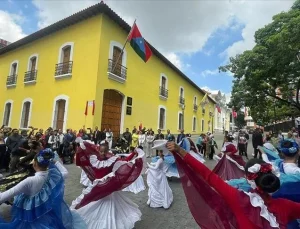 Venezuela’da prestijli bir caddeye “Türkiye Cumhuriyeti Caddesi” ismi verildi