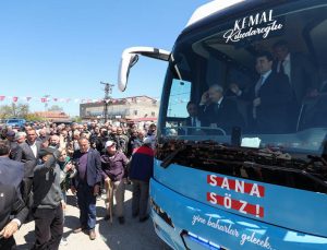 Kılıçdaroğlu, seçim otobüsüne taşla saldıran çocuktan şikayetçi olmadı
