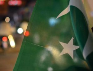 Pakistan’da İmran Han ile yollarını ayıran siyasetçiler yeni parti kurdu