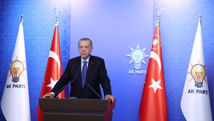 Erdoğan’dan Kılıçdaroğlu’na “Koltuğunu kaybedeceğini anladıkça daha da çirkinleşiyor”