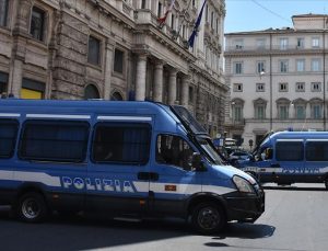Avrupa genelinde suç örgütü Ndrangheta’ya yönelik baskınlarda 100’den fazla kişi tutuklandı
