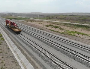 Azerbaycan, Zengezur Koridoru’na uzanan demir yolu inşaatında çalışmaları yoğunlaştırdı