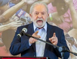 Brezilya Devlet Başkanı Lula’dan, Vinicius Jr’a destek