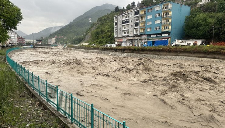 Samsun ve Sinop’ta sel: Bir kişi hayatını kaybetti