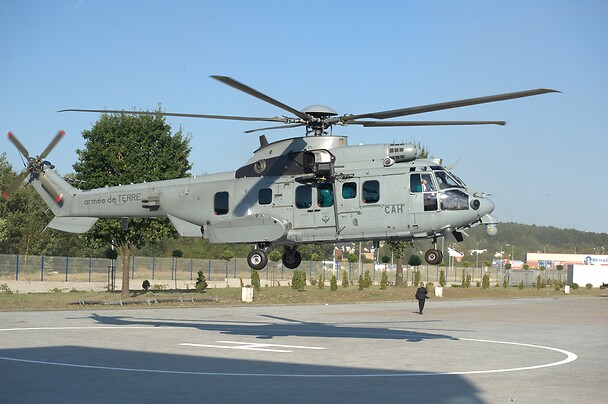 Hollanda, 14 yeni Caracal helikopteri satın alacağını açıkladı