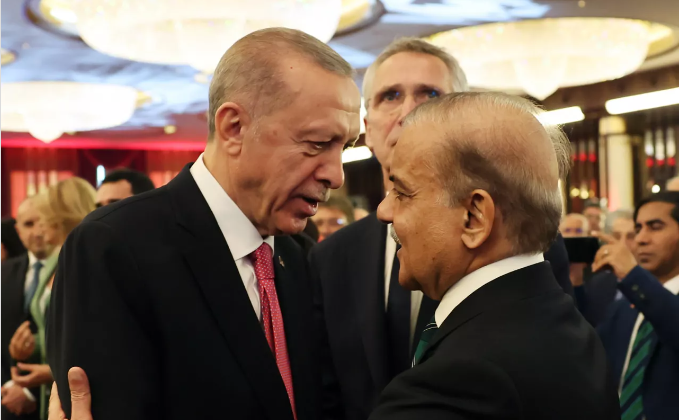 Pakistan Başbakanı Şerif’ten, Cumhurbaşkanı Erdoğan’a “stratejik” davet