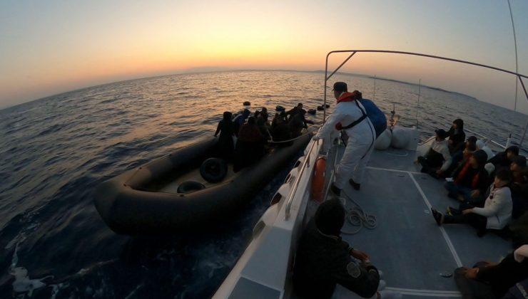 Dört lastik botta 113 düzensiz göçmen yakalandı