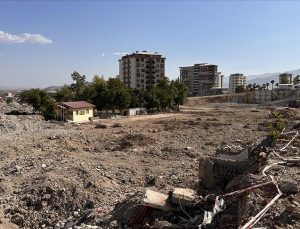 Kahramanmaraş’ta Ebrar Sitesi’nde ağır hasar alan blokların yıkımı tamamlandı