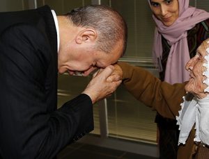 Cumhurbaşkanı Erdoğan’dan bayram mesajı: Türkiye Yüzyılı menziline mutlaka varacağız