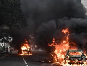 ABD’den vatandaşlarına uyarı; Fransa’daki olaylardan uzak durun!