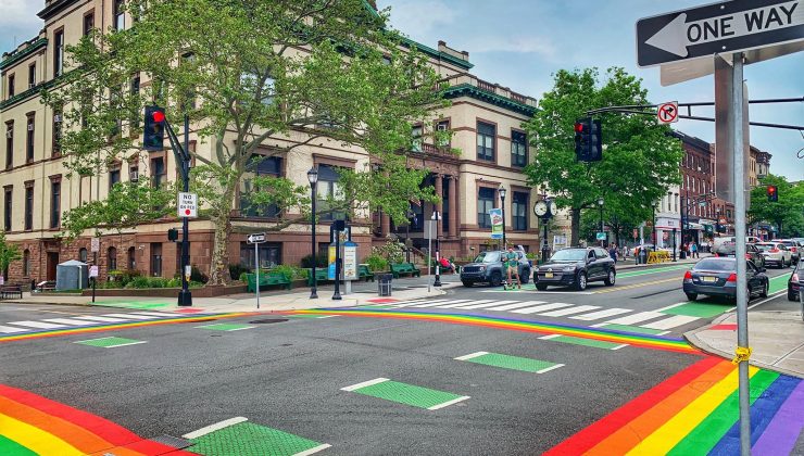 Hoboken Belediye başkanından LGBT etkinliği savunması