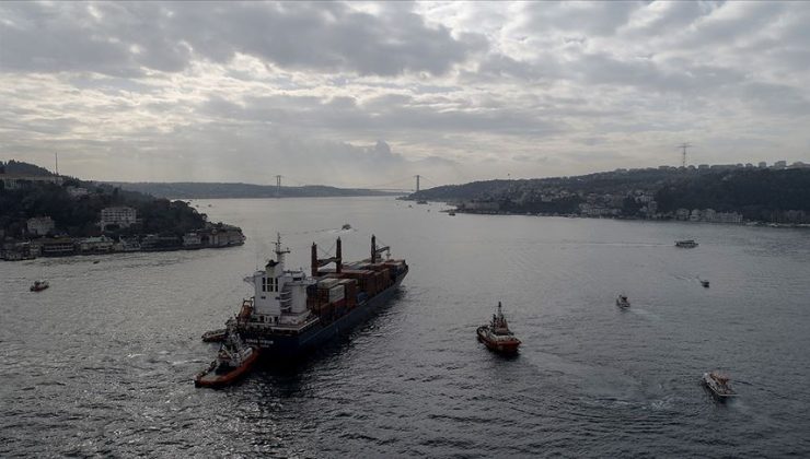 İstanbul’da alarm: 40 bin ton petrol yüklü tanker sürüklendi