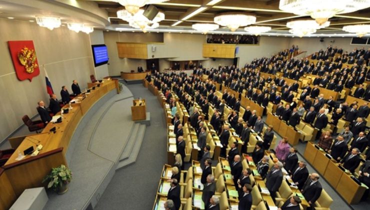 Rusya’da “cinsiyet değiştirmeyi yasaklayan” tasarı meclise sunuldu