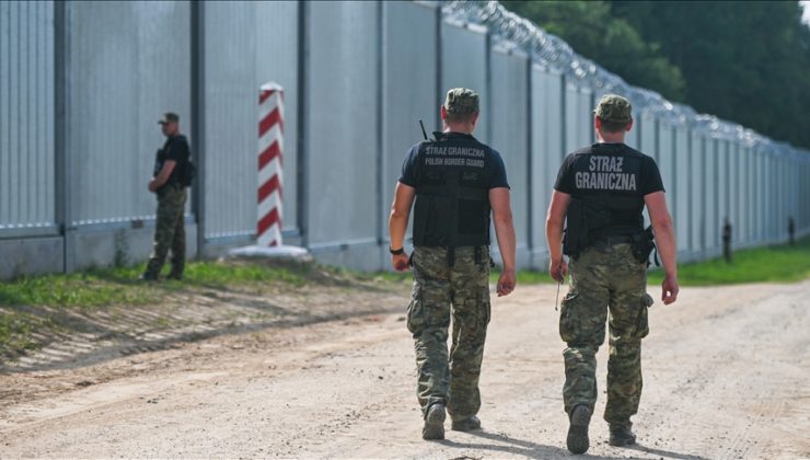 Polonya, Belarus sınırını Belarus ve Rusya’dan gelen yük trafiğine kapattı