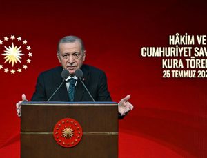 “Önceliğimiz Türkiye’yi darbe anayasasından kurtarmak”