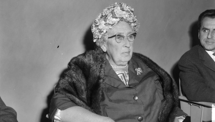 Agatha Christie’nin eski evinde 100’den fazla kişi mahsur kaldı