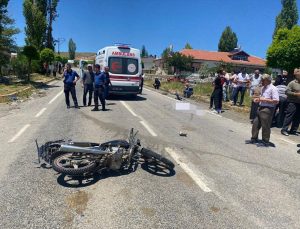Sivas’ta motosiklet kazası 2 genç öldü