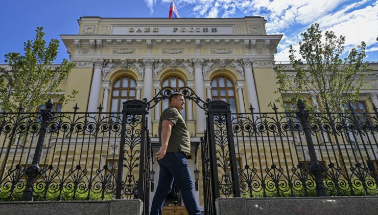 Rusya Merkez Bankası politika faizini artırdı