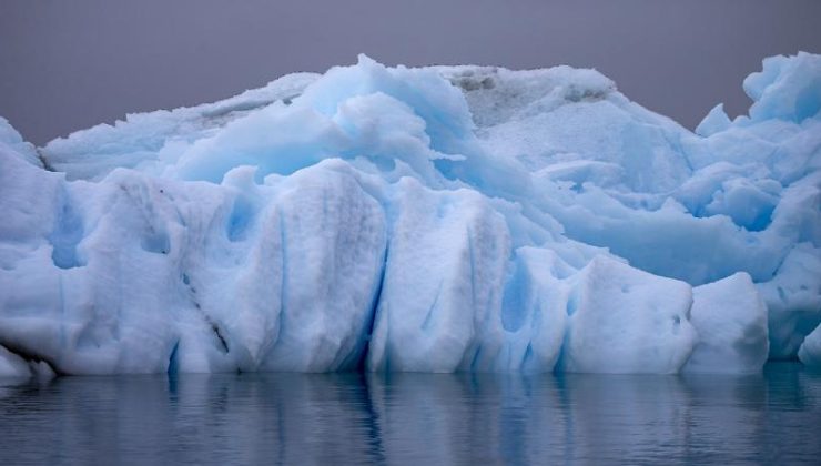 Antarktika’da Arjantin büyüklüğünde deniz buzu eridi