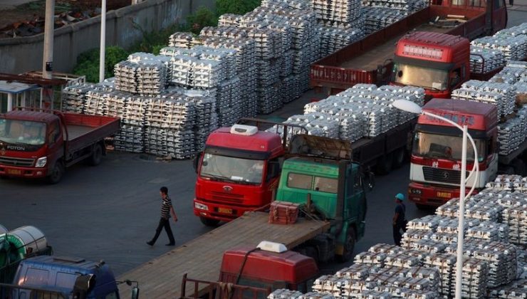 Çin, 30 milyondan fazla eski model kamyonu trafikten çekti
