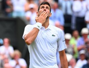 Wimbledon’da Novak Djokovic ve Jannik Sinner yarı finale çıktı