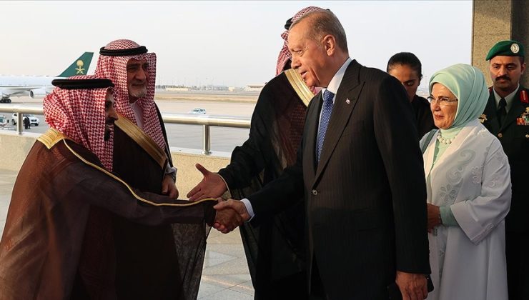 Cumhurbaşkanı Erdoğan Suudi Arabistan’da