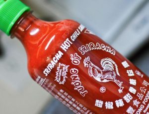 Sriracha sosu kıtlığı, fiyatların şişe başına 70 $’a yükselmesine neden oluyor