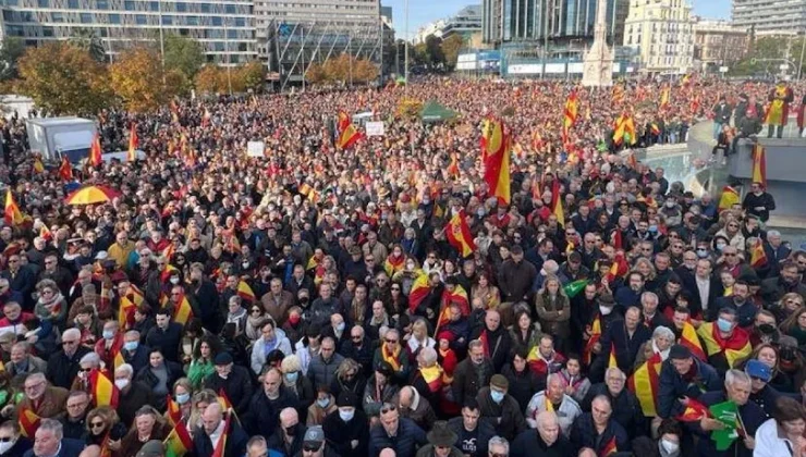 İspanya’da yükselen aşırı sağcı parti: Camileri kapatacağız