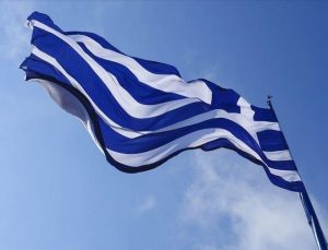 Yunanistan, asgari ücreti 830 euroya çıkardı