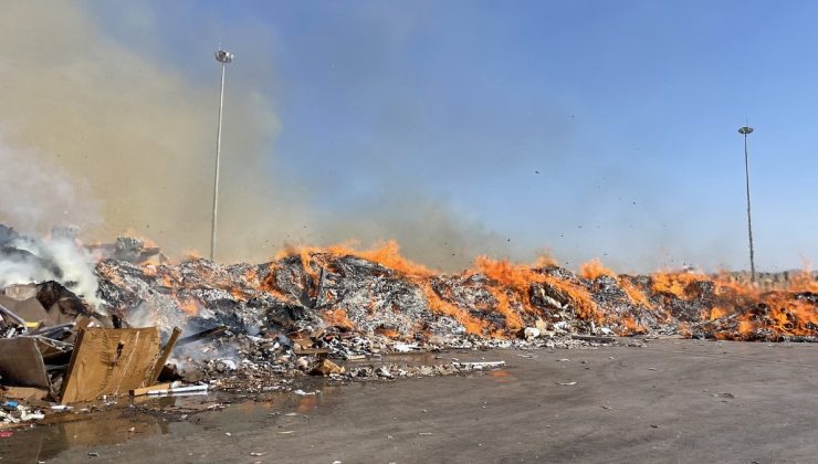 Kahramanmaraş’ta geri dönüşüm fabrikasında yangın