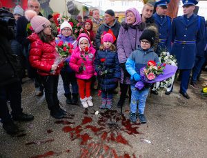 Bosna Hersek’te pazar yerinde katledilenler törenle anıldı