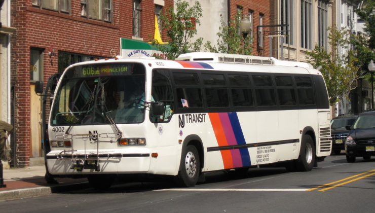 NJ TRANSIT, APTA’nın 2023 Üstün Toplu Taşıma Sistemi Ödülünü aldı