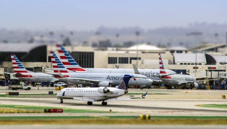 American Airlines’a pist gecikmeleri nedeniyle 4,1 milyon dolar ceza