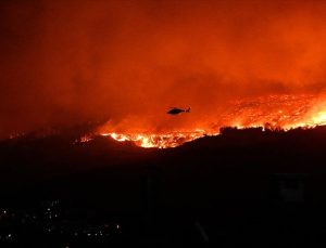 Çanakkale’de orman yangını; üniversite kampüsü de tahliye edildi