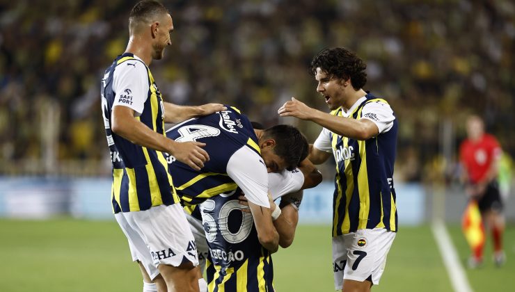 Fenerbahçe ikinci yarı açıldı