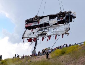 Kars’ta 8 kişinin öldüğü otobüs kazasında, firma yolcu taşımacılığından çekildi