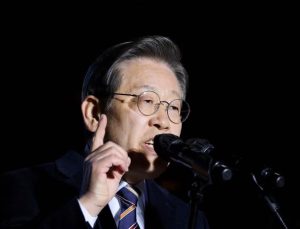 Güney Kore’de ana muhalefet lideri, hükümetin Fukuşima politikasına karşı açlık grevine başladı