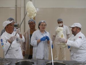 Çinli yapımcılar “Maraş dondurması”nın belgeselini çekiyor