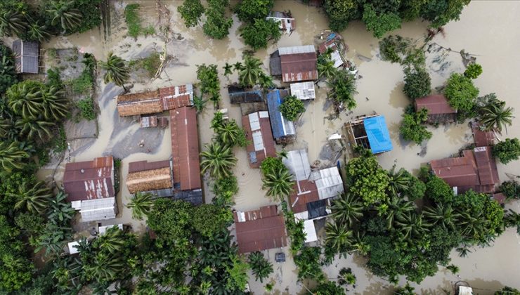 Hindistan’ın kuzeyindeki sel ve toprak kaymalarında ölenlerin sayısı 67’ye çıktı