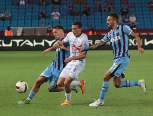 Trabzonspor evinde Çaykur Rizespor’a mağlup oldu