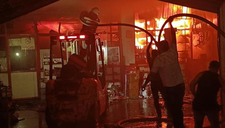 Manisa’da sanayi sitesinde yangın: 7 kişi hastaneye kaldırıldı