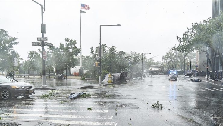 ABD’deki fırtına 70 bin aboneyi elektriksiz bıraktı