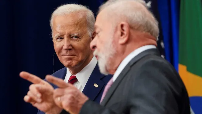 ABD Başkanı Biden Lula’yla tokalaşmadan podyumdan ayrıldı