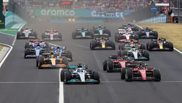 F1 Singapur Grand Prix’sini Carlos Sainz kazandı