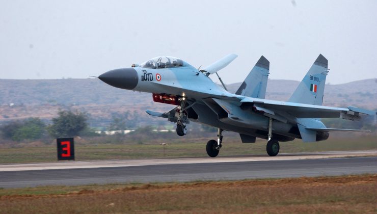 Hindistan’da Su-30 MKI savaş uçağı düştü
