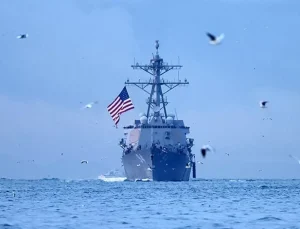 ABD ve Filipinler, Güney Çin Denizi’nde savaş gemileriyle ortak devriye düzenledi