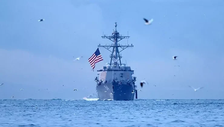 ABD ve Filipinler, Güney Çin Denizi’nde savaş gemileriyle ortak devriye düzenledi