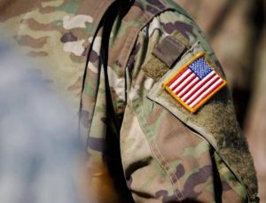 COVID aşısını reddettiği için çıkarılan askerler ABD ordusuna geri dönüyor